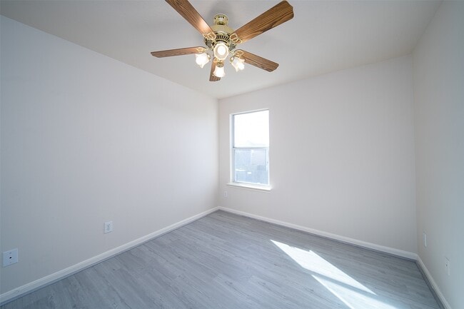 Building Photo - 12934 Kingston Point Ln