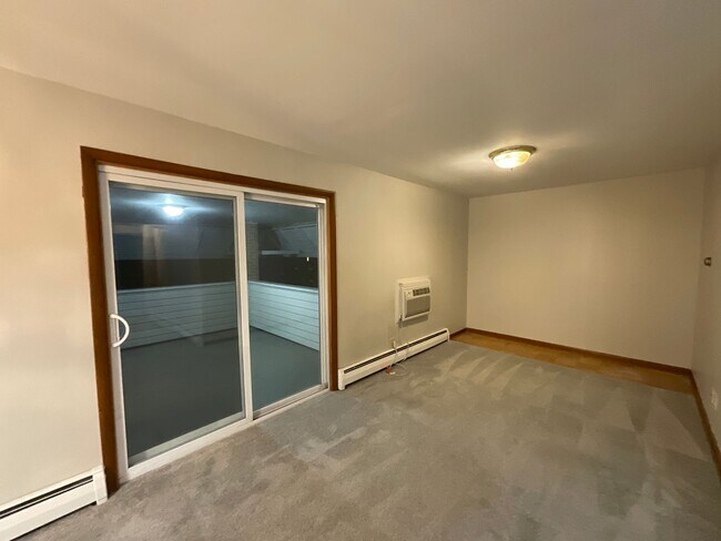 Building Photo - 6326 Ridge Rd