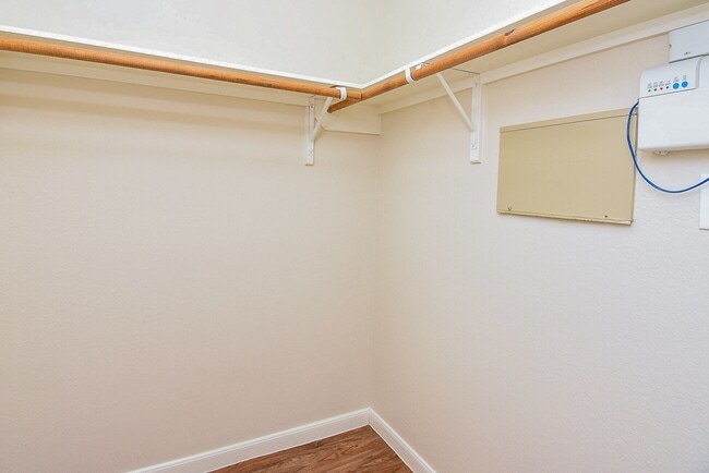 Building Photo - 29223 Legends Bluff Dr