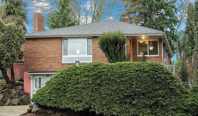 Primary Photo - Classic Fauntleroy Home on a Spacious Lot ...