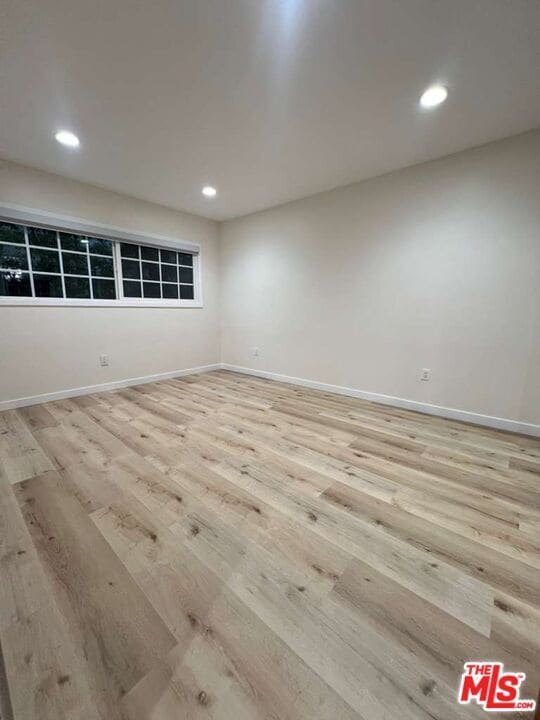 Building Photo - 853 S Bedford St