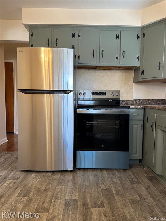 Building Photo - 21624 Winshall St