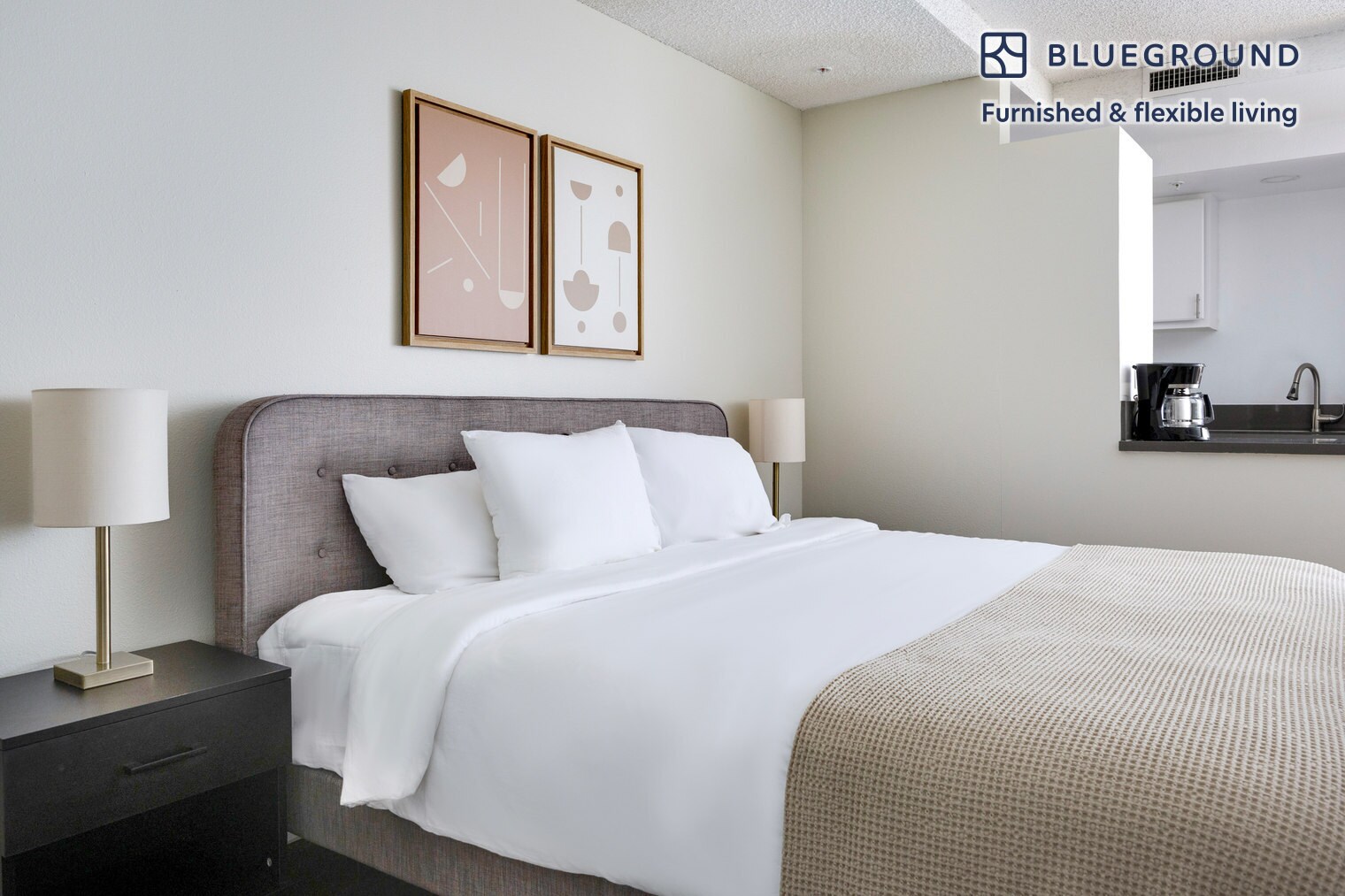 Building Photo - 747 Gayley Ave