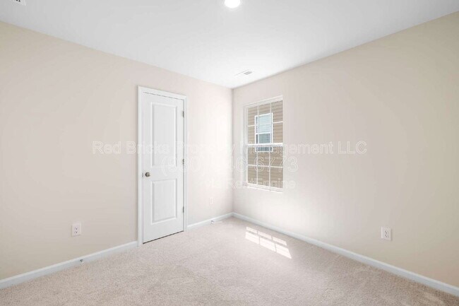 Building Photo - 10132 Chatham Run Ln