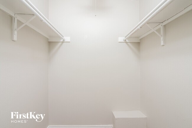 Building Photo - 7442 Branston