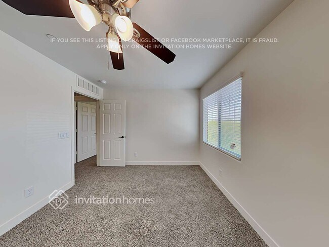 Building Photo - 2105 N 211th Dr