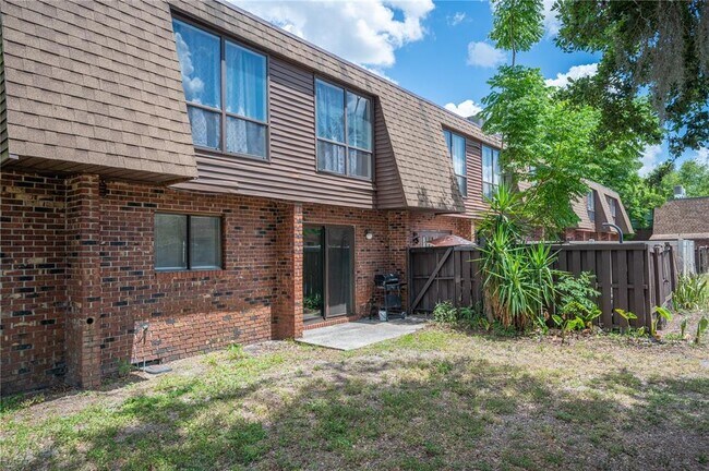 Building Photo - 1836 N Crystal Lake Dr