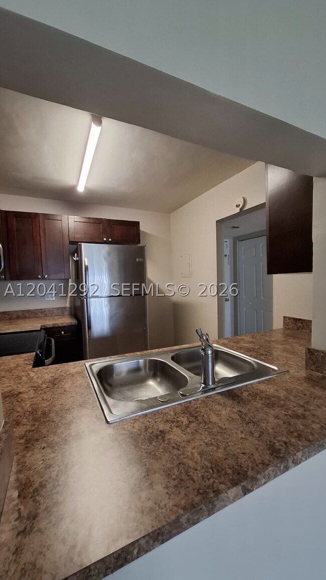 Building Photo - 496 NW 165th St