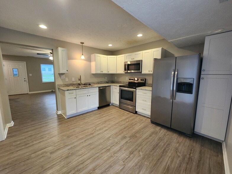 Primary Photo - 524 N Arlington St