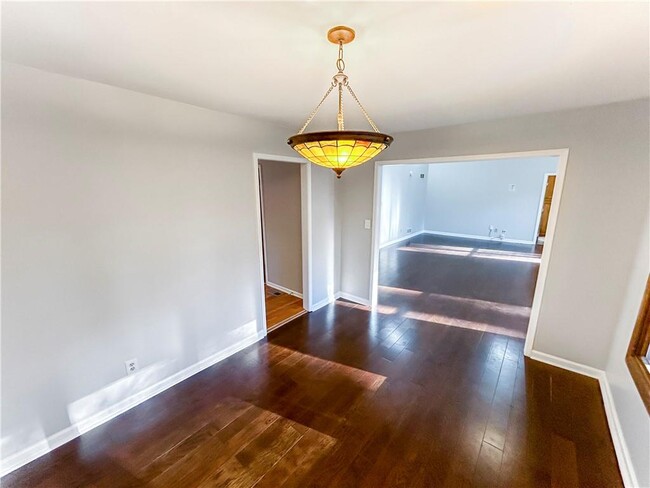 Building Photo - 3468 Cedar Valley Ct