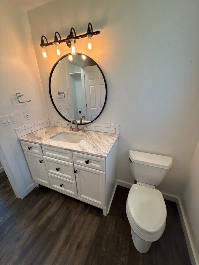 Building Photo - Charming 3 Bed, 1 Bath Home in Idaho Falls!
