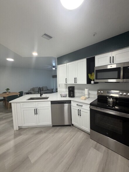 Building Photo - 8763 Worldquest Blvd
