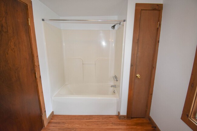 Building Photo - *** PENDING   APPLICATION ***