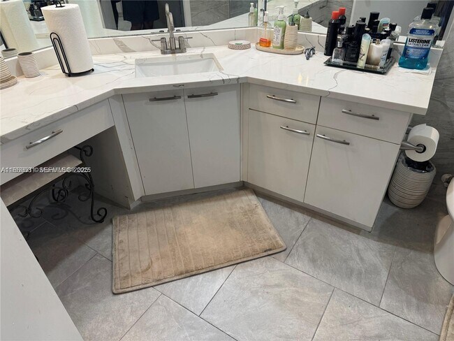 Building Photo - 5133 Brisata Cir