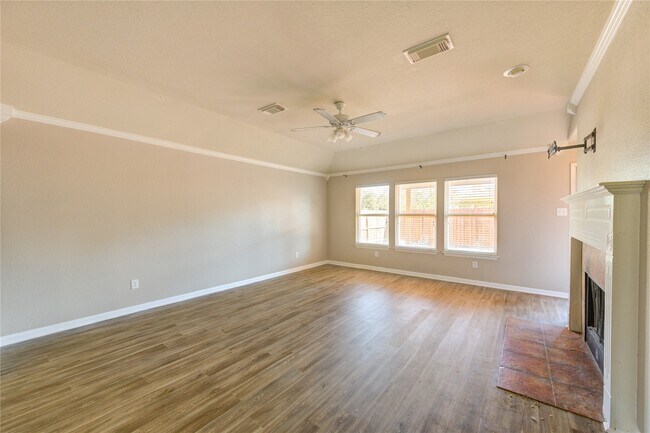 Building Photo - 3162 Crossout Ct