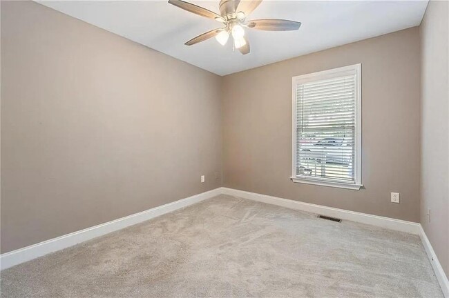 Building Photo - 58 Arabian Ct