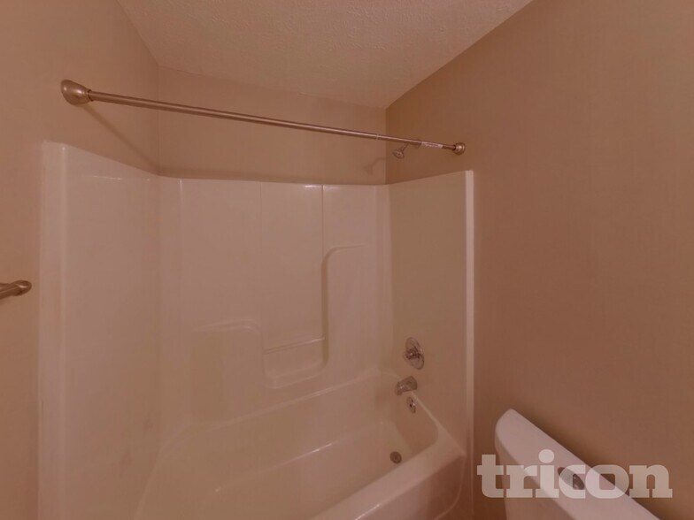 Building Photo - 2616 Apostle Ln