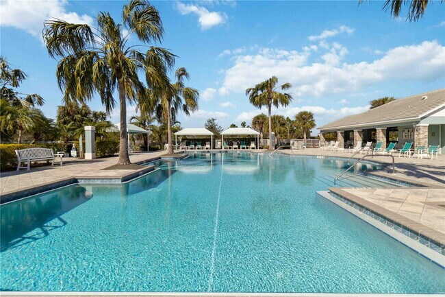 Building Photo - Nearly new 3 bedroom 2 bath home with an a...