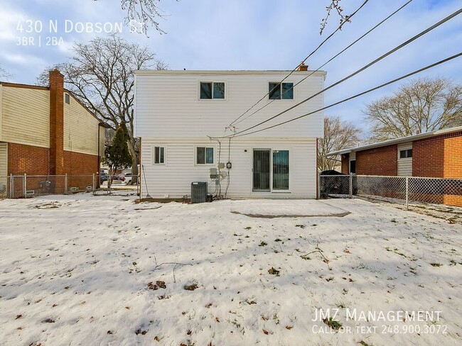 Building Photo - 430 N Dobson St