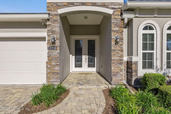 Building Photo - 2719 Chapman Oak Dr