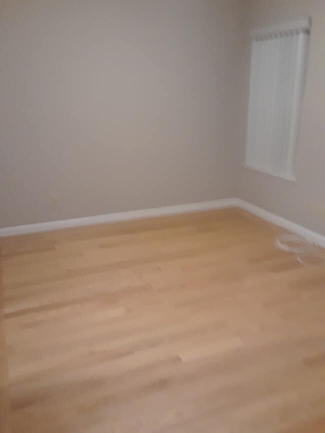 Building Photo - 473 34th Ave