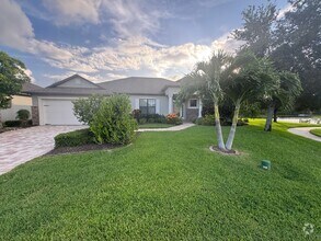 Building Photo - 1017 Donegal Dr