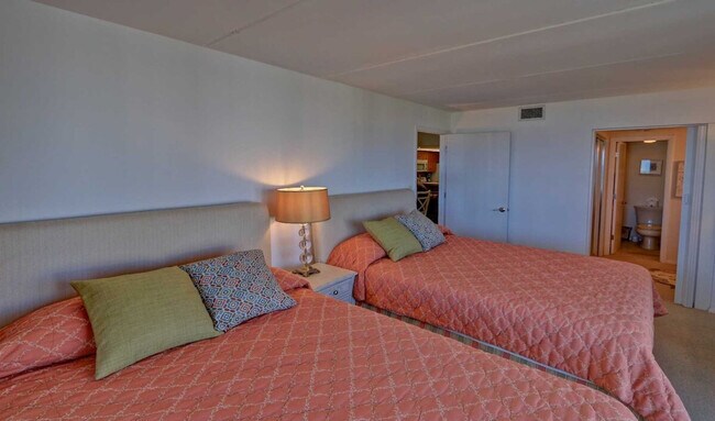 Building Photo - 2216 Gulf Blvd