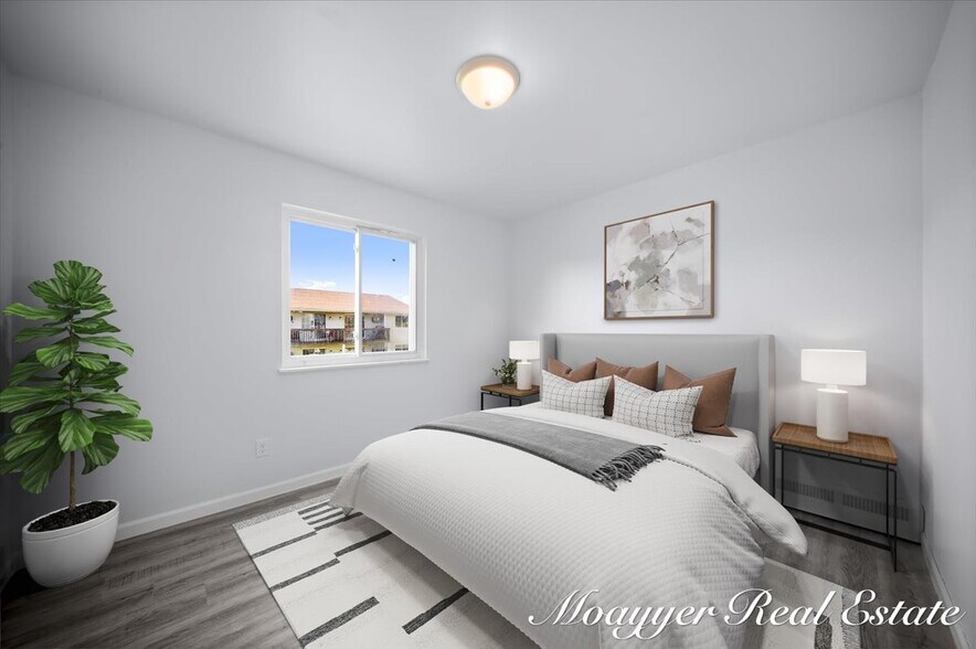 Building Photo - 1041 Abbey Ct