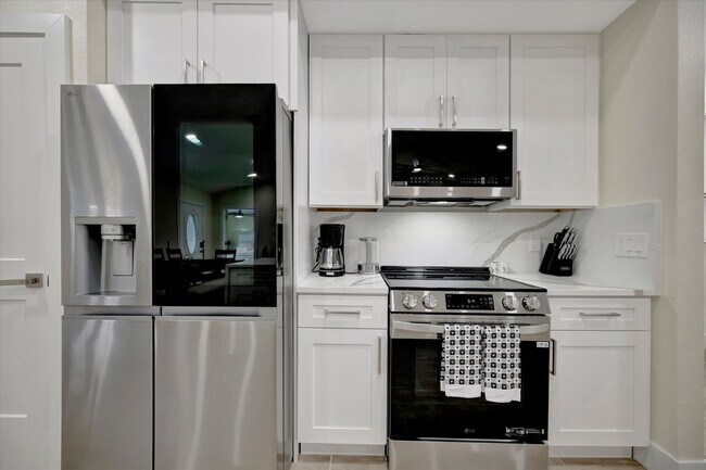 Building Photo - 7724 Simon Ridge Ct