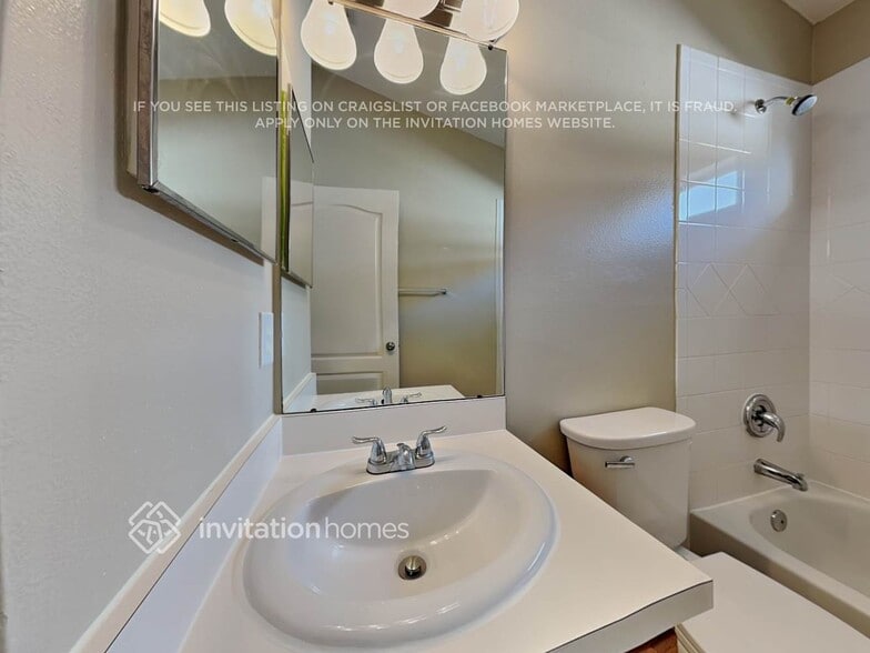 Building Photo - 4509 Lace Cascade Ct