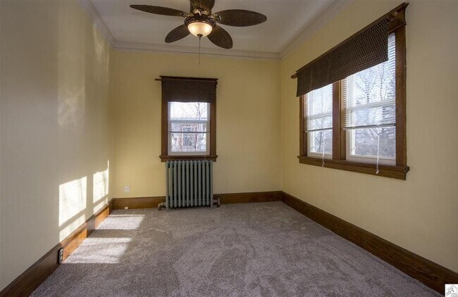Bedroom 3 - 505 E Oxford St