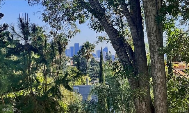 Building Photo - 5 br, 3 bath House - 5924 Graciosa Dr