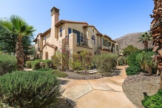 Building Photo - 450 White Fox Trail