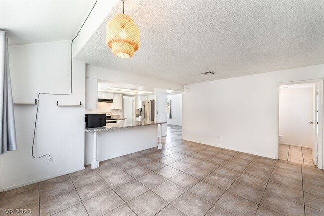 Building Photo - 2655 Par 4 Ln