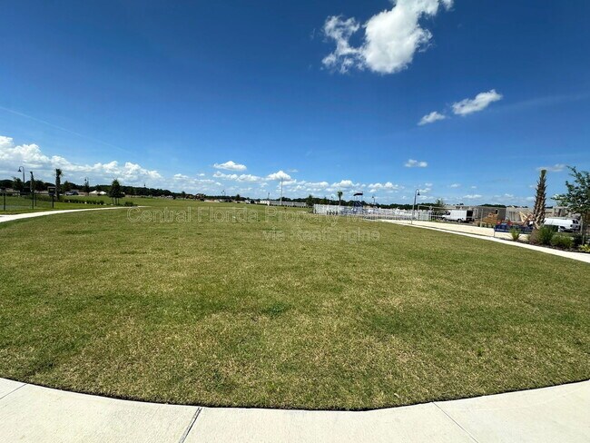 Building Photo - 5774 Stephens Rd