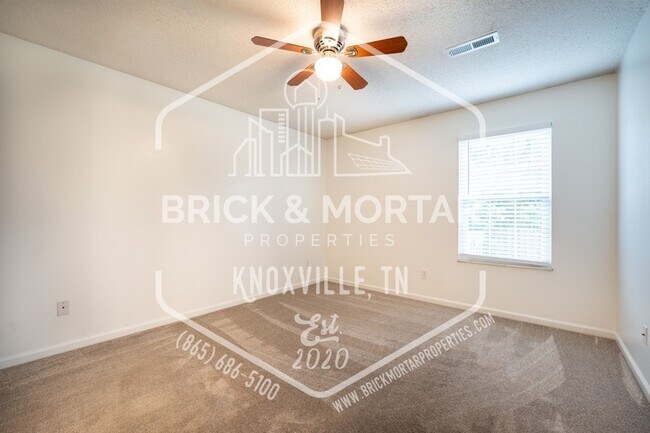 Building Photo - 7933 Dighton Way