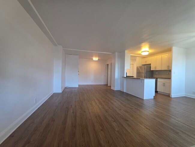 Building Photo - 7100 JFK Blvd E