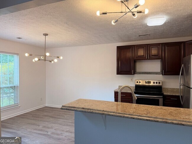 Building Photo - 1026 Wuthering Way