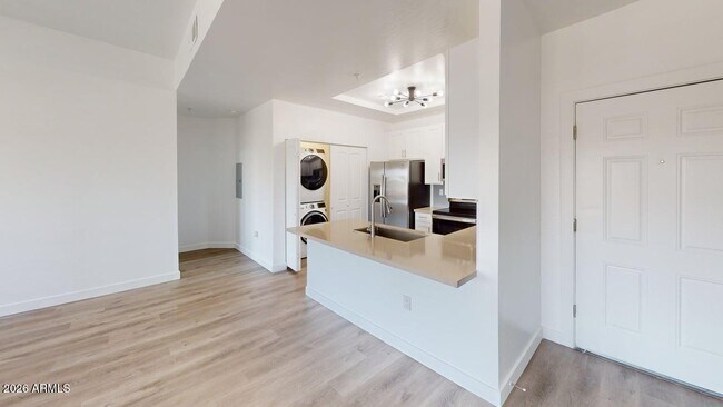Building Photo - 9160 N 67th Ave