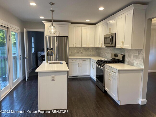 Building Photo - 5 Stockport Way