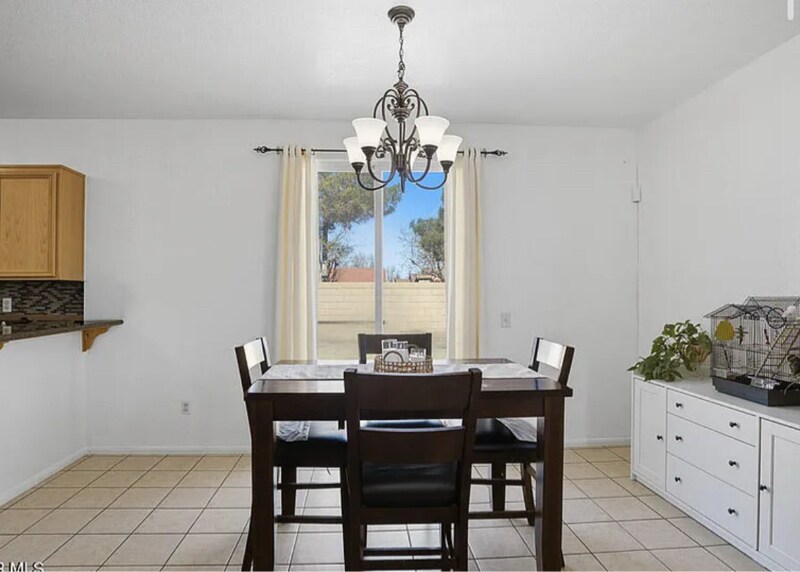 Building Photo - 751 Pino Ave