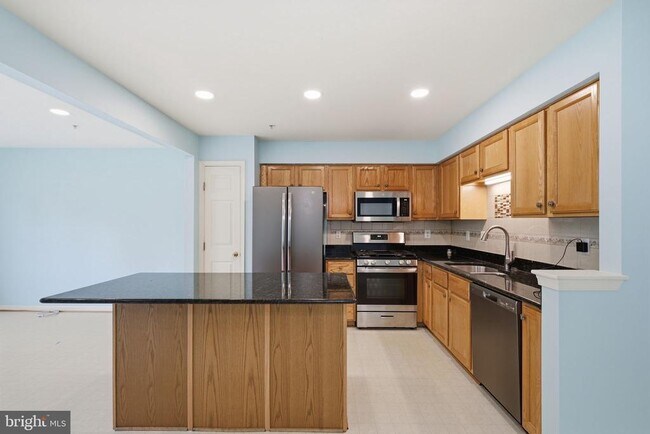 Building Photo - 4603 Weston Pl