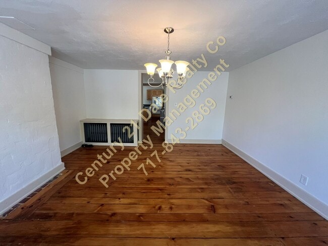 Building Photo - 3 Bedroom Home in Southern School District