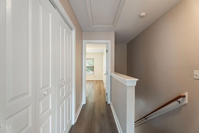 Building Photo - 8819 Orchard Grove Way