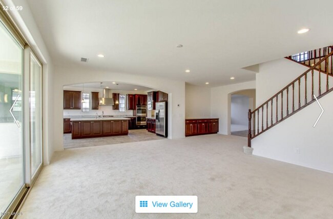 Building Photo - Stunning 5 BD, 4.5 BA home located in the ...