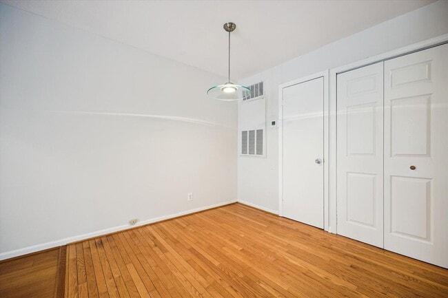 Building Photo - 10703 Hampton Mill Terrace