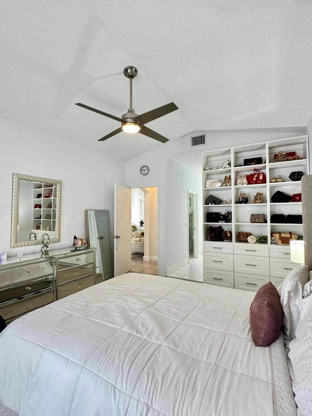 Building Photo - 6752 Green Island Cir