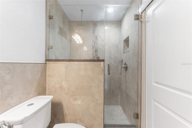 Building Photo - 13721 Lazy Oak Dr