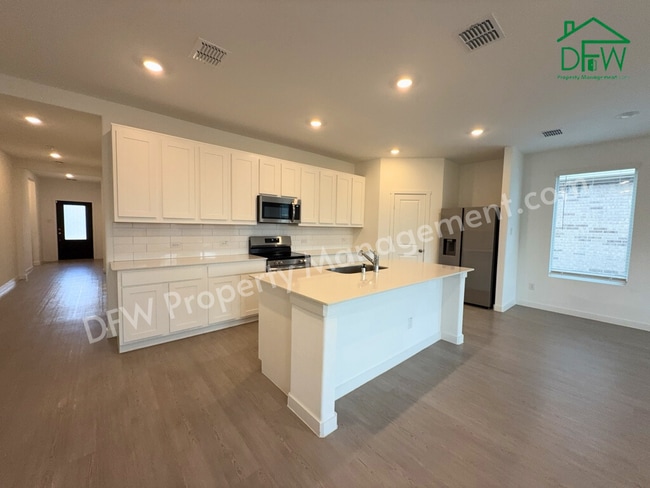 Building Photo - Spacious 4-Bedroom Home with Study & Large Backyard in Princeton, TX!