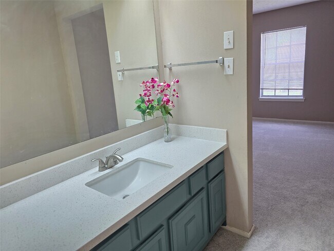 Building Photo - 11350 Raven View Dr